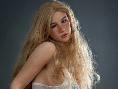 Soft Curvy Sex Doll